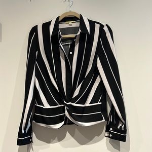 Gorgeous black/white blouse